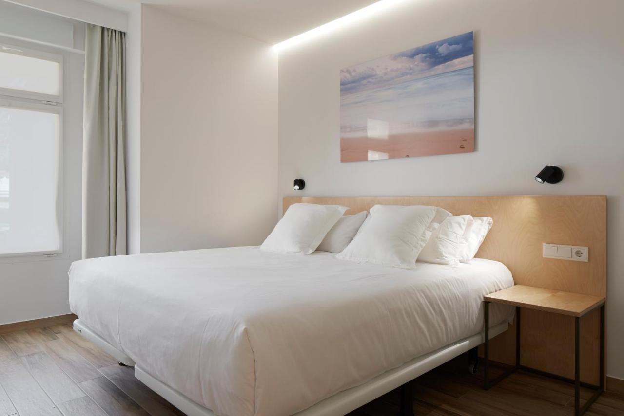 Apartamentos Isaga Zarautz Bagian luar foto